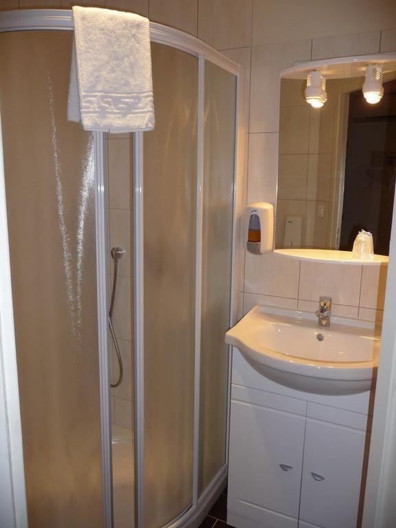 La Godiniere Otel Cholet Dış mekan fotoğraf