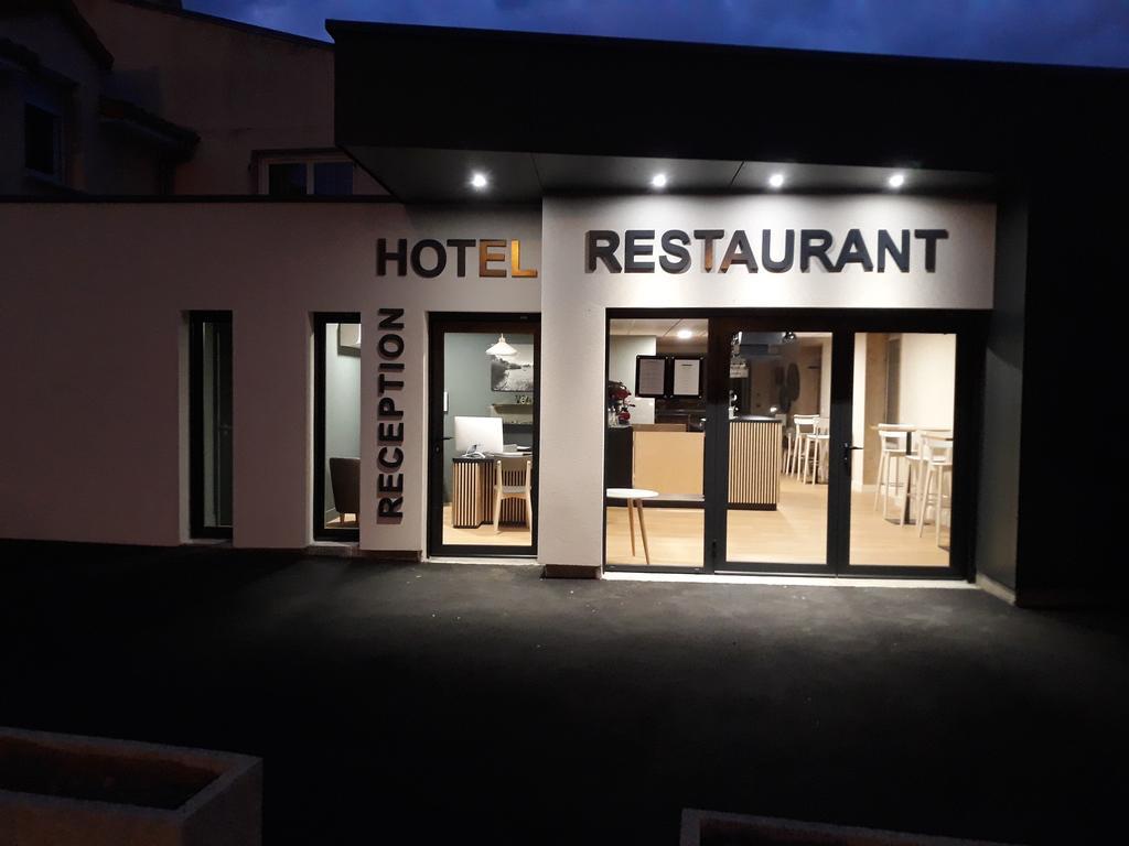 La Godiniere Otel Cholet Dış mekan fotoğraf